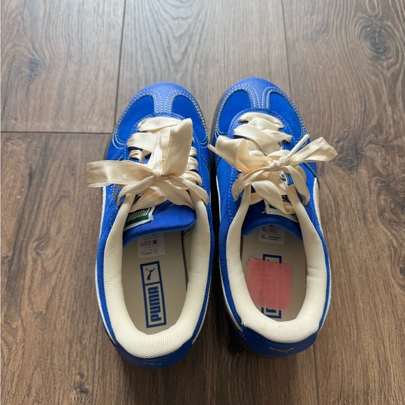 Puma Palermo Free People Blue and Cream Sneakers - Picture 2 of 4